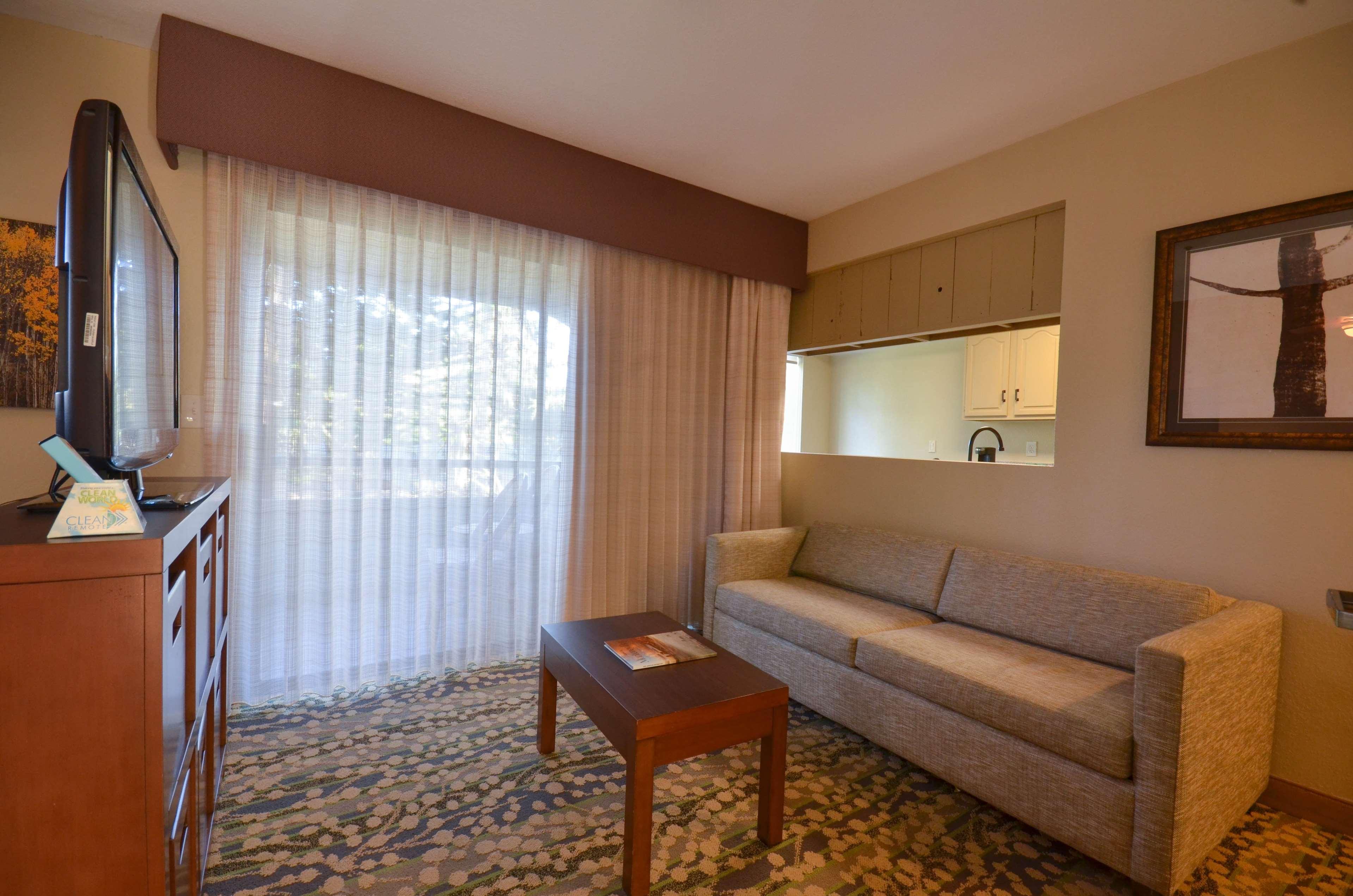 Best Western The Inn & Suites Pacific Grove Luaran gambar