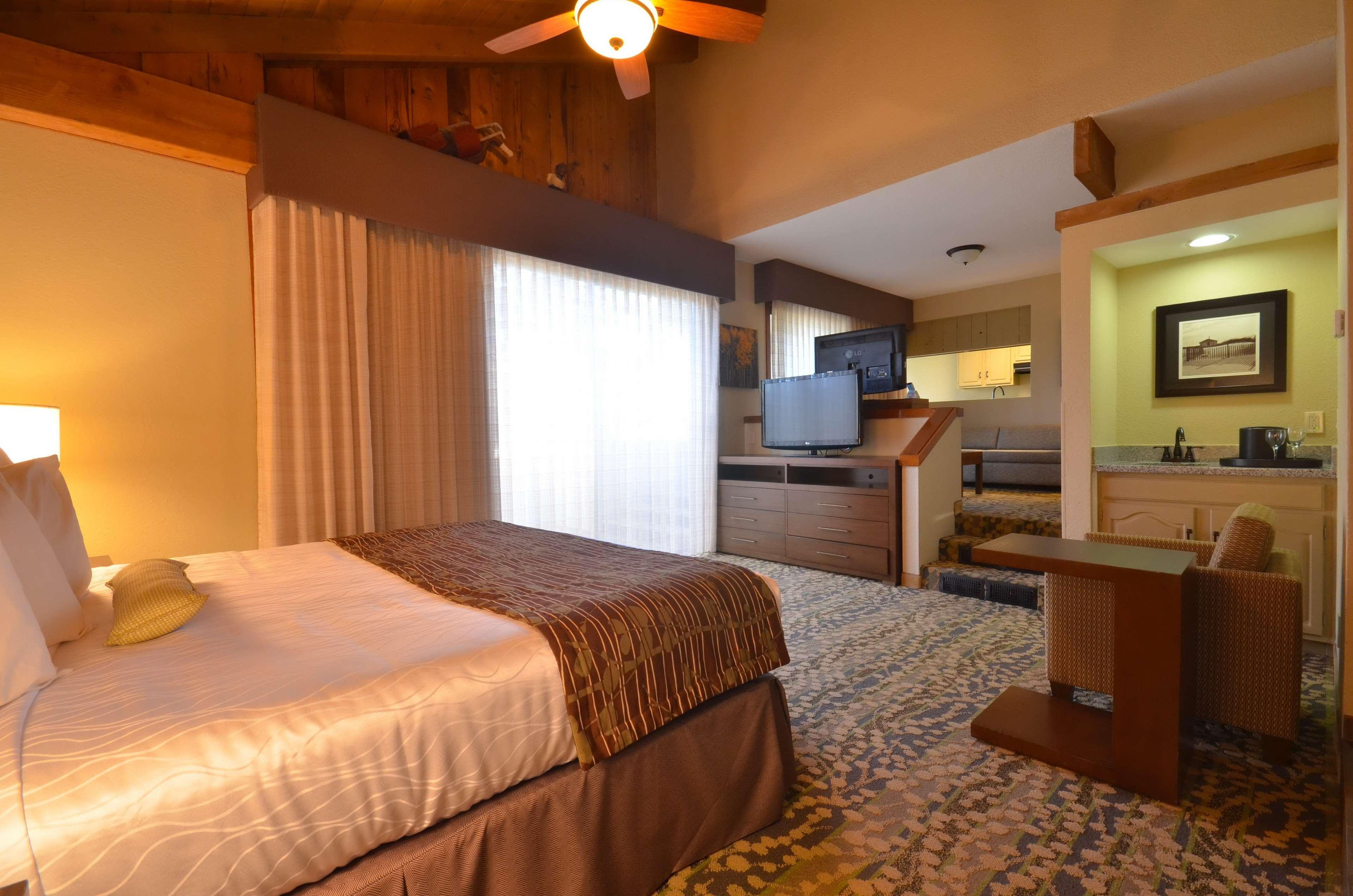 Best Western The Inn & Suites Pacific Grove Luaran gambar