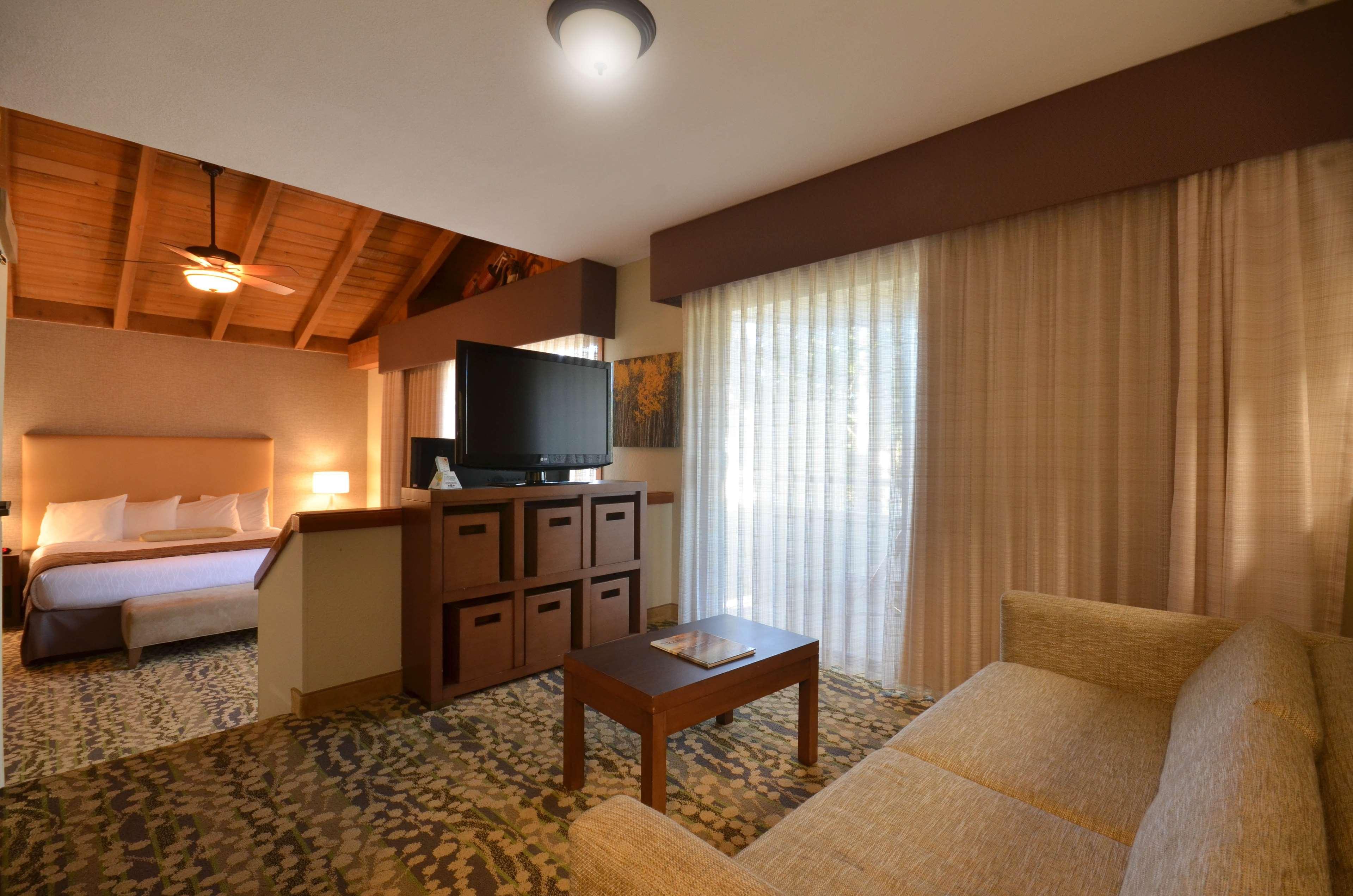 Best Western The Inn & Suites Pacific Grove Luaran gambar