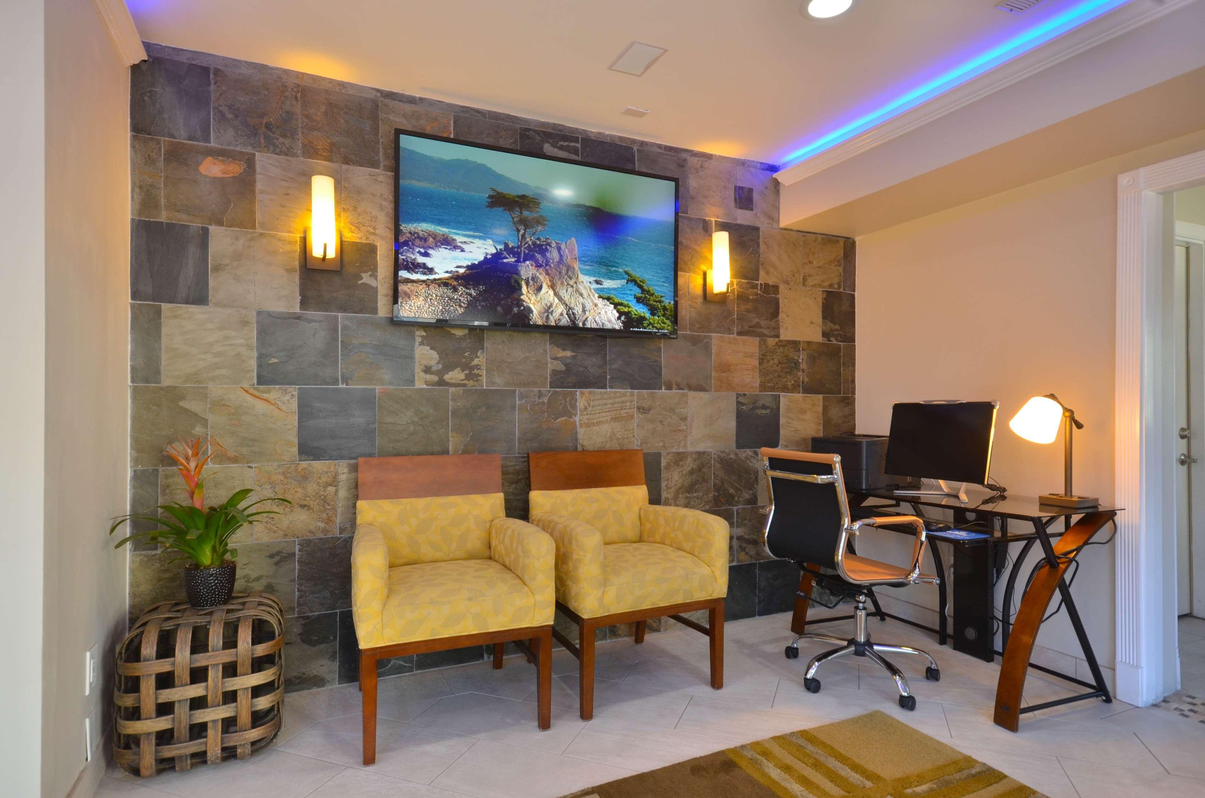 Best Western The Inn & Suites Pacific Grove Luaran gambar