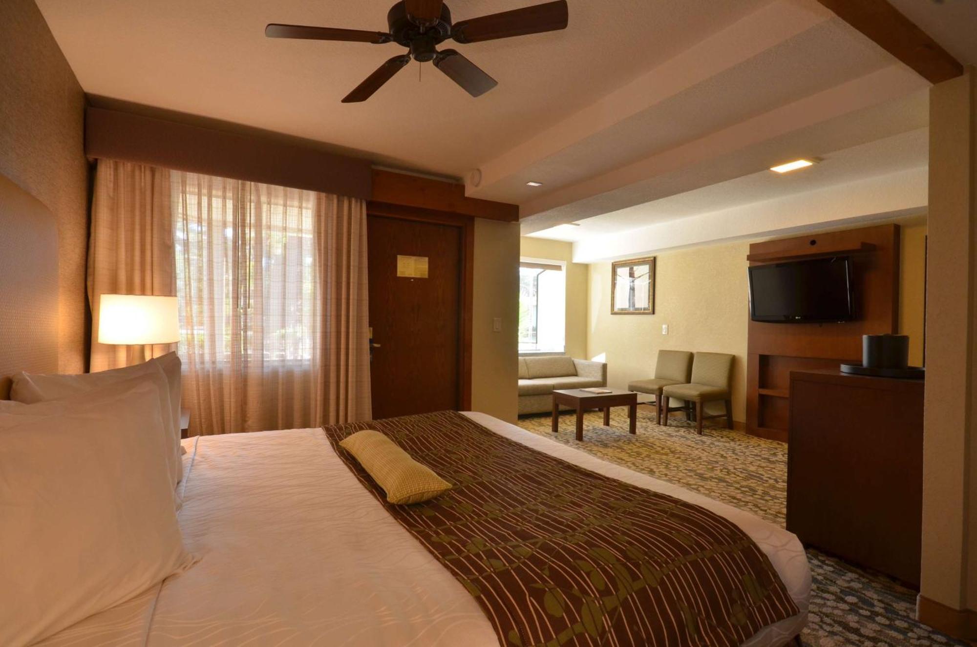 Best Western The Inn & Suites Pacific Grove Luaran gambar