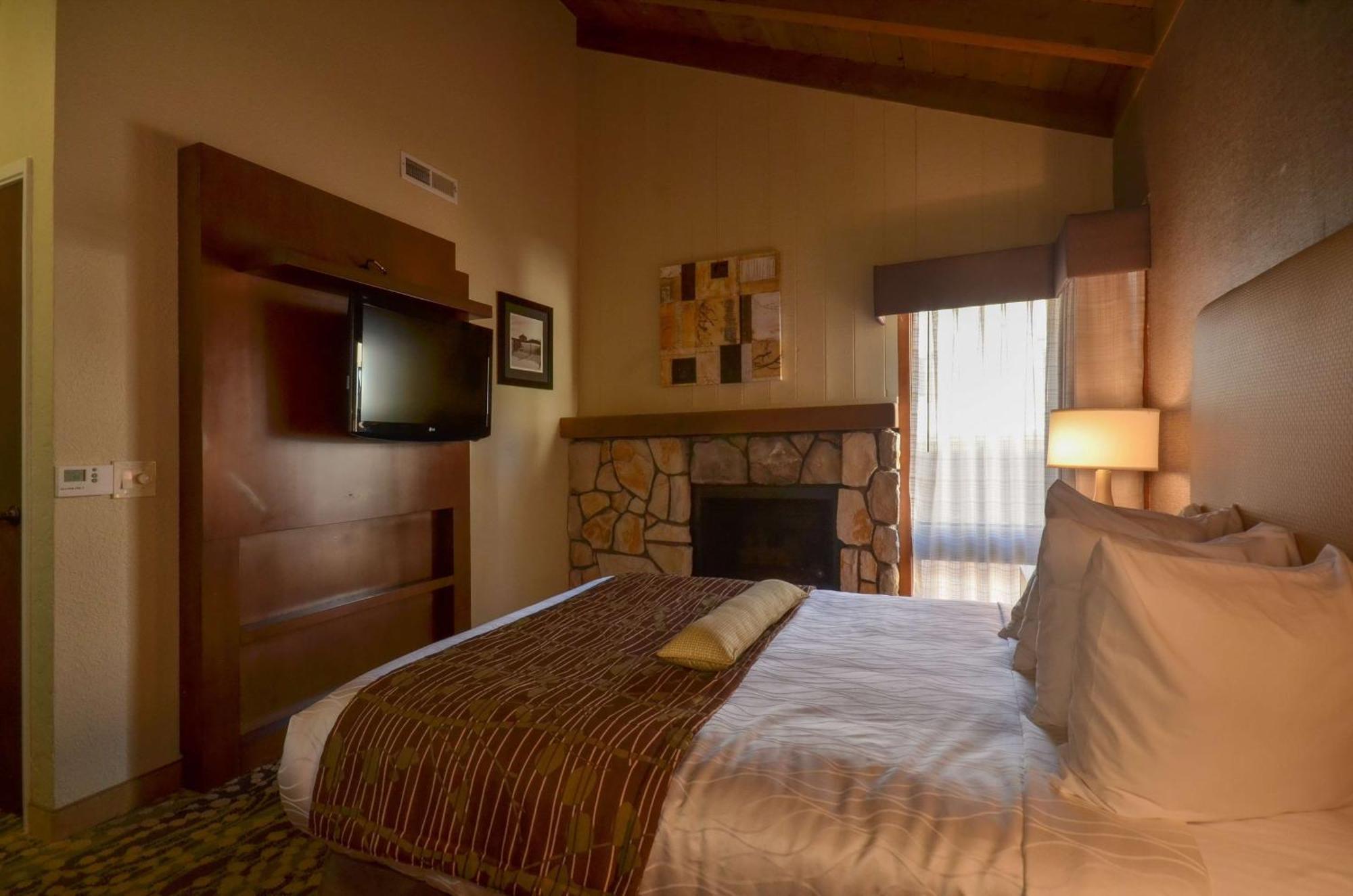 Best Western The Inn & Suites Pacific Grove Luaran gambar